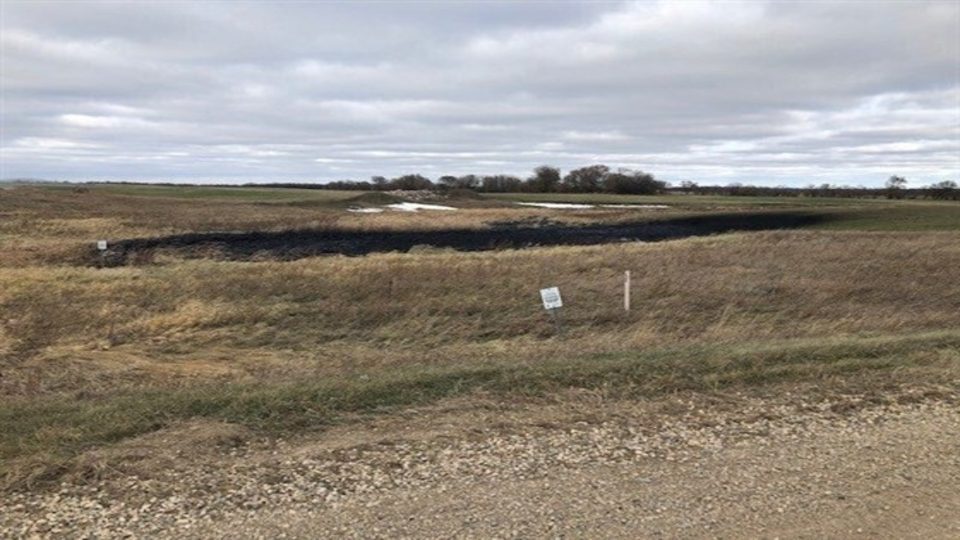 Over 1.45 million liters of oil leak from Keystone pipeline in US