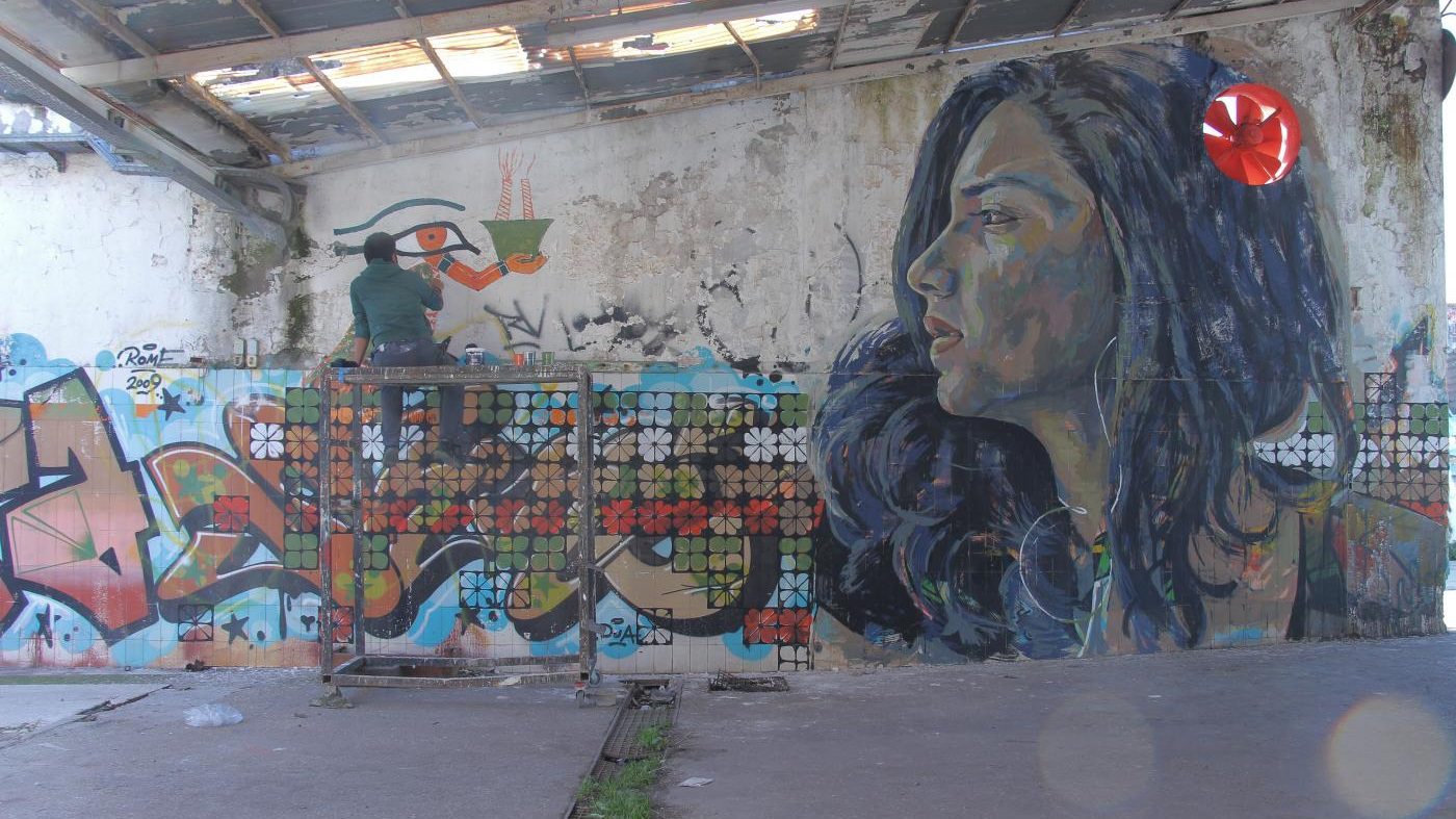 Artists, writers and human rights groups urge Egypt to release Sanaa Seif