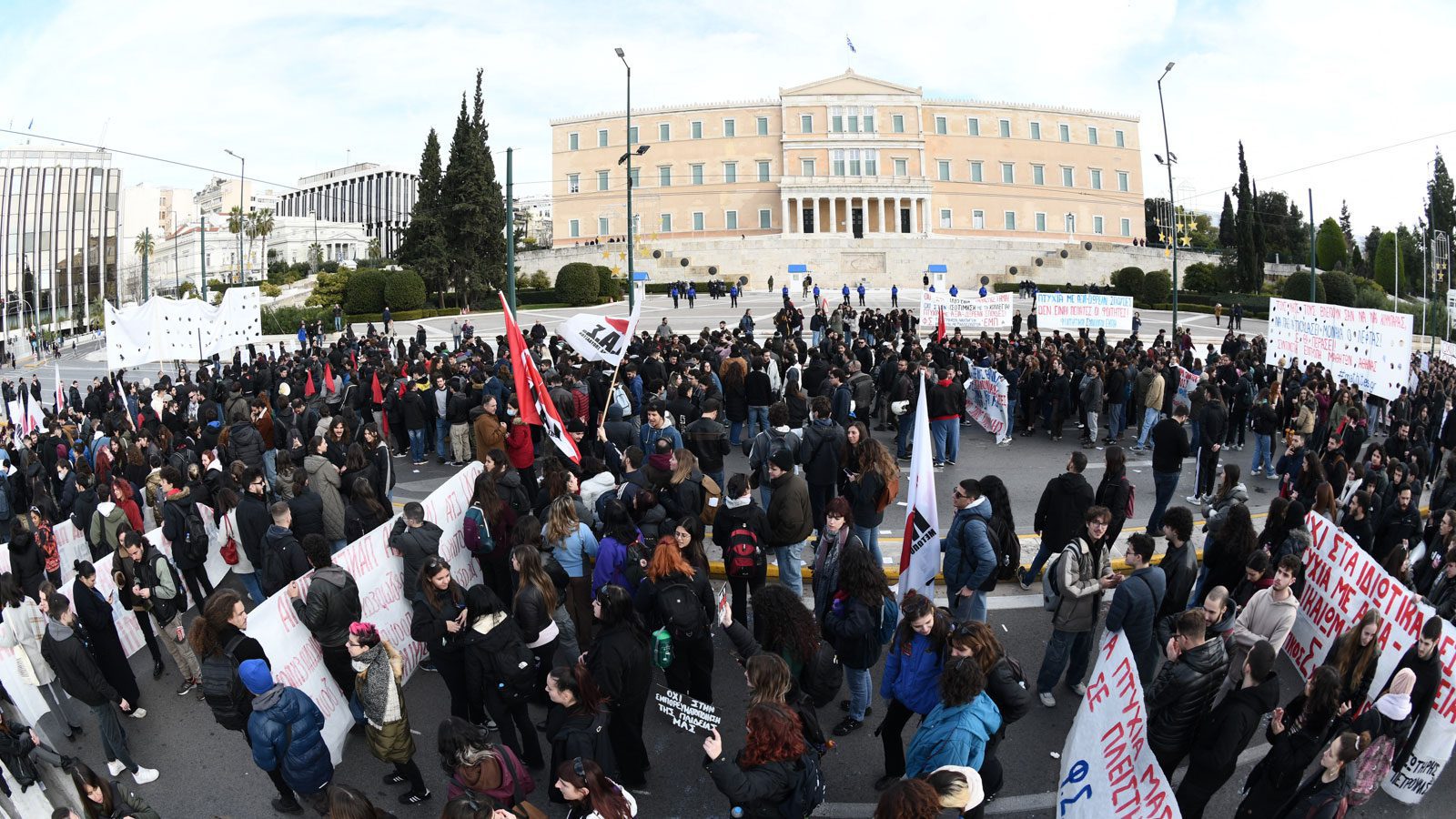 Greek students protest government bid to welcome private universities