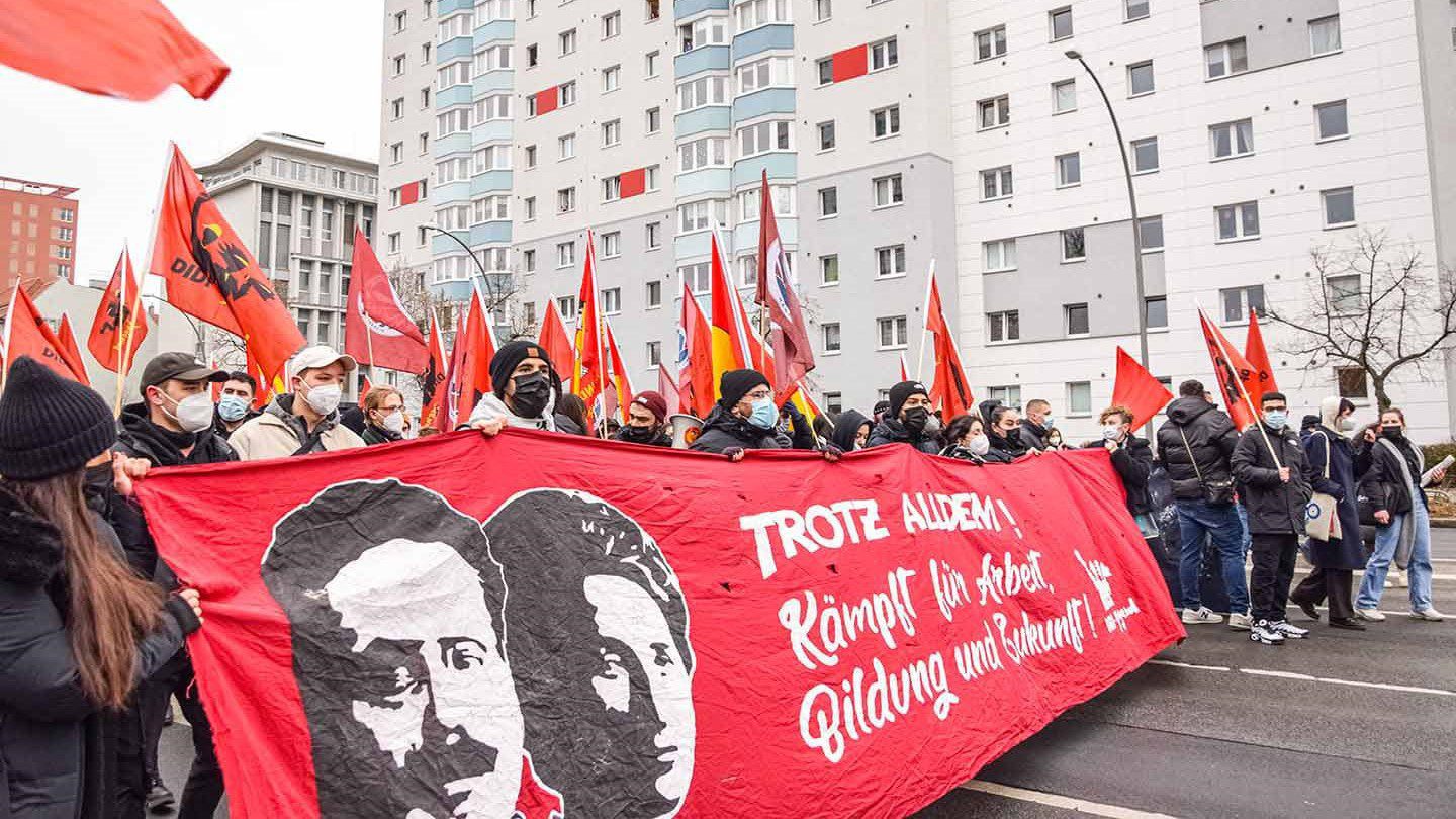 Thousands march in Berlin for annual Luxmeburg-Liebknecht demo