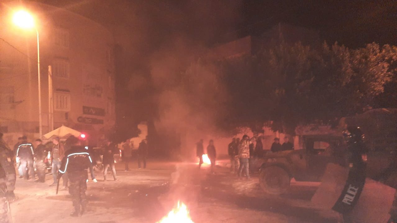 Tunisians protest over growing economic crisis and oppressive state actions