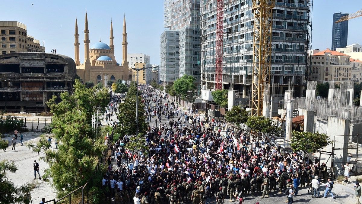 Lebanon protests resume