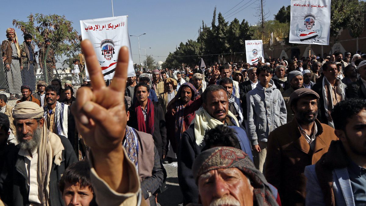 Houthis condemn US sanctions on two of its military commanders