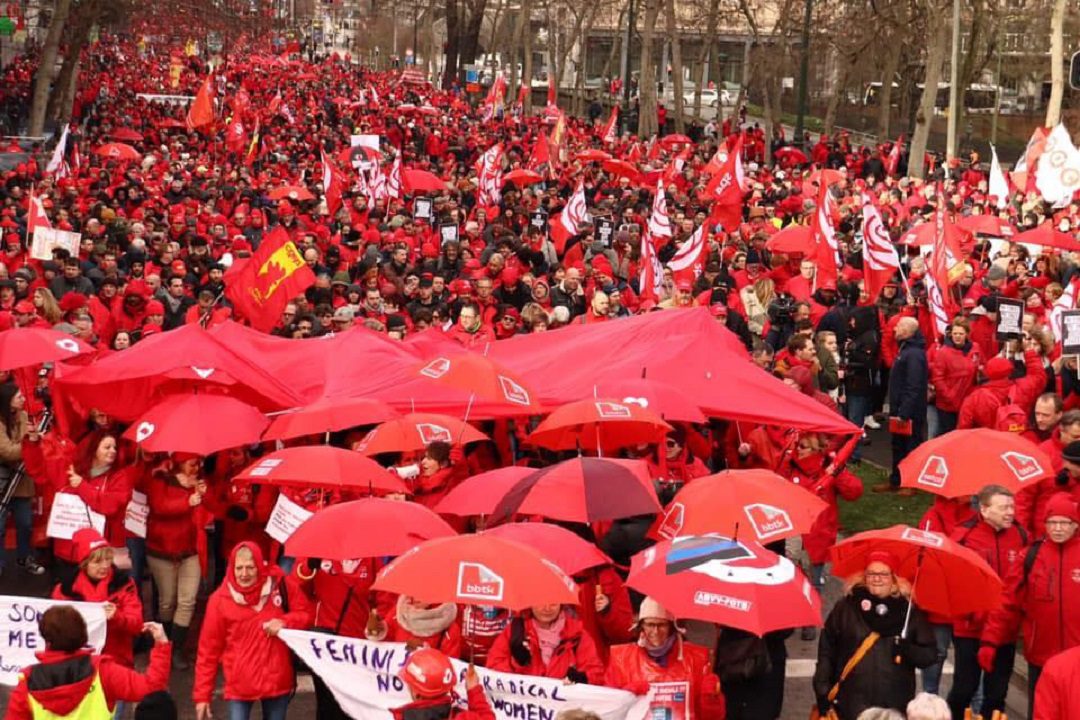 Tens of thousands of Belgian workers march to defend social security