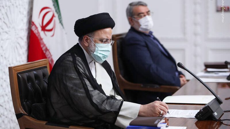 COVID-19-related deaths surge in Iran amid lack of vaccines 