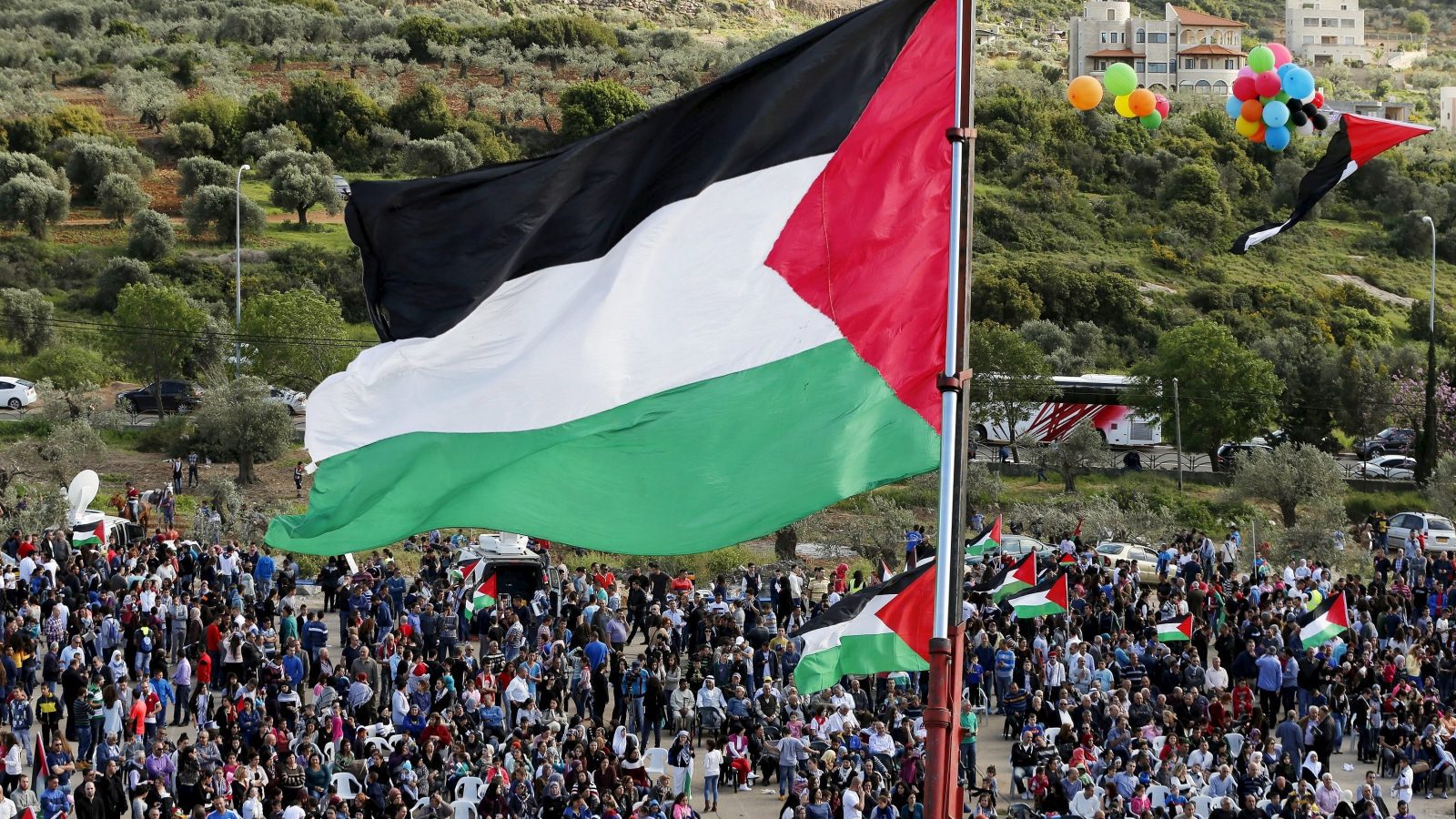 Palestinians renew their pledge to resist Israeli occupation on Land Day