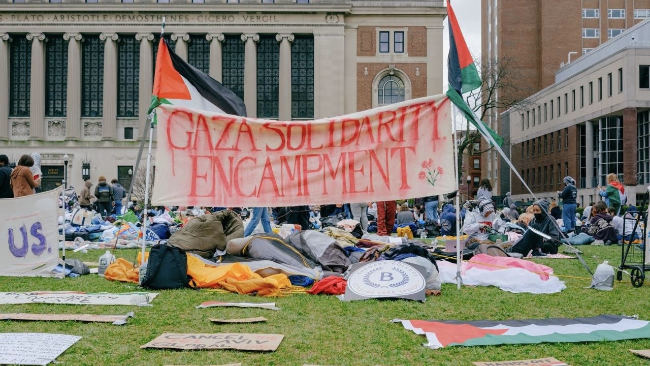 Columbia students continue Gaza solidarity encampment in defiance of police crackdown