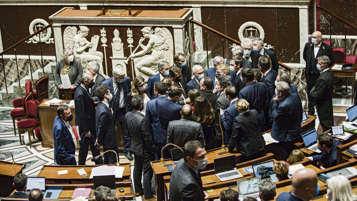 As France’s vaccine pass proposal passes in National Assembly, left decries technocratic logic