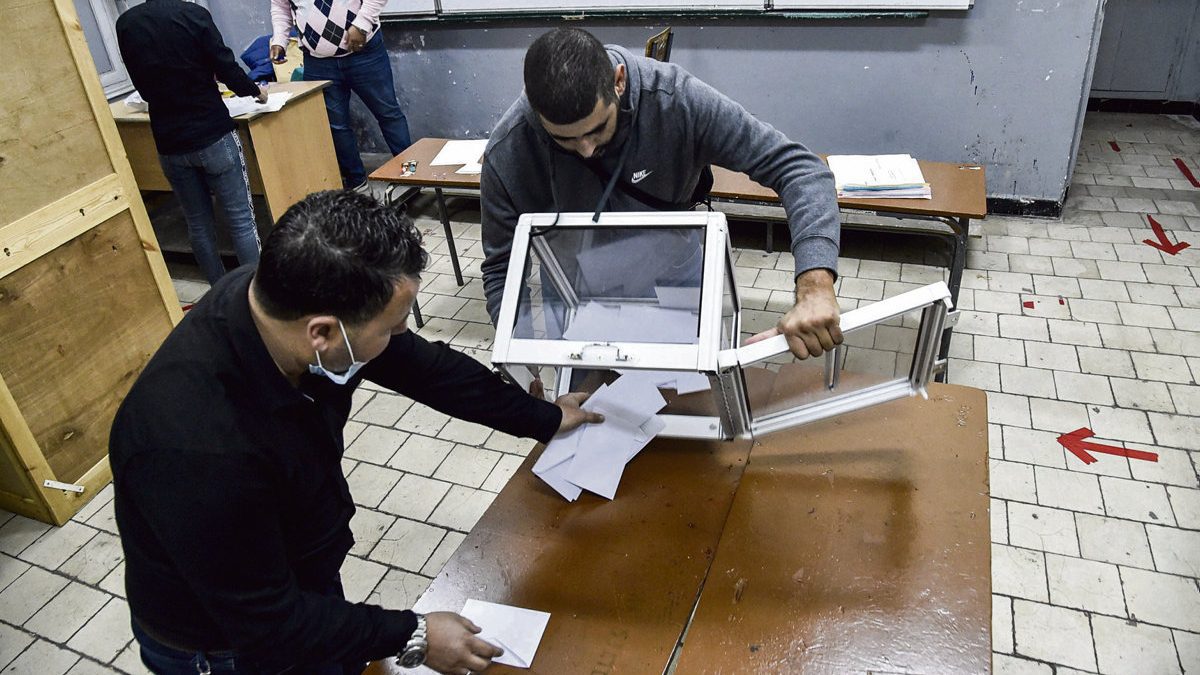 Algerian constitutional reforms approved in low-turnout referendum