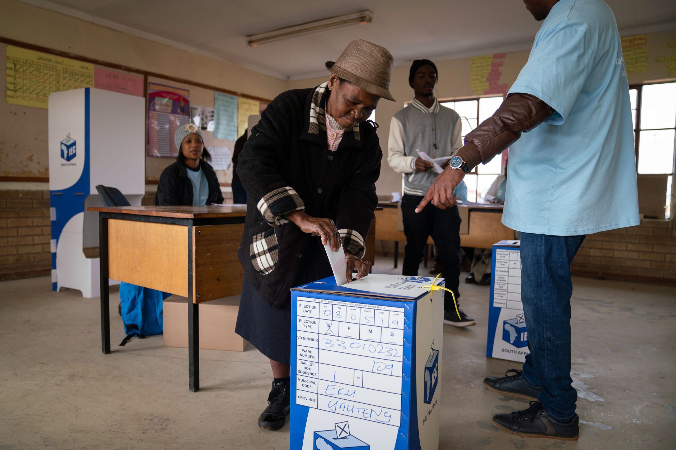 South African elections: ANC hangs on to power despite poorest performance since 94