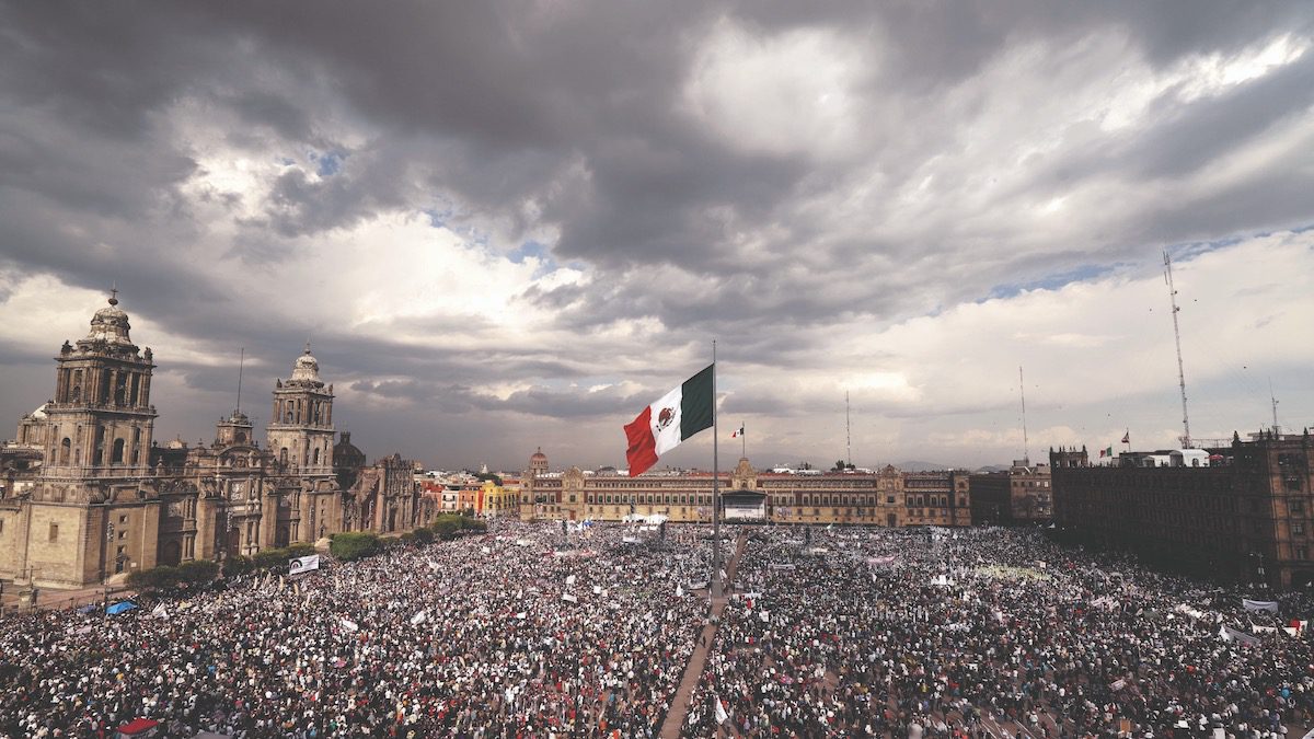 “Mexico is a free and independent country”: AMLO leads rally in defense of sovereignty