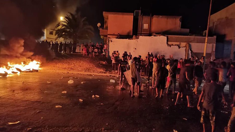 Government in eastern Libya resigns after days of protest