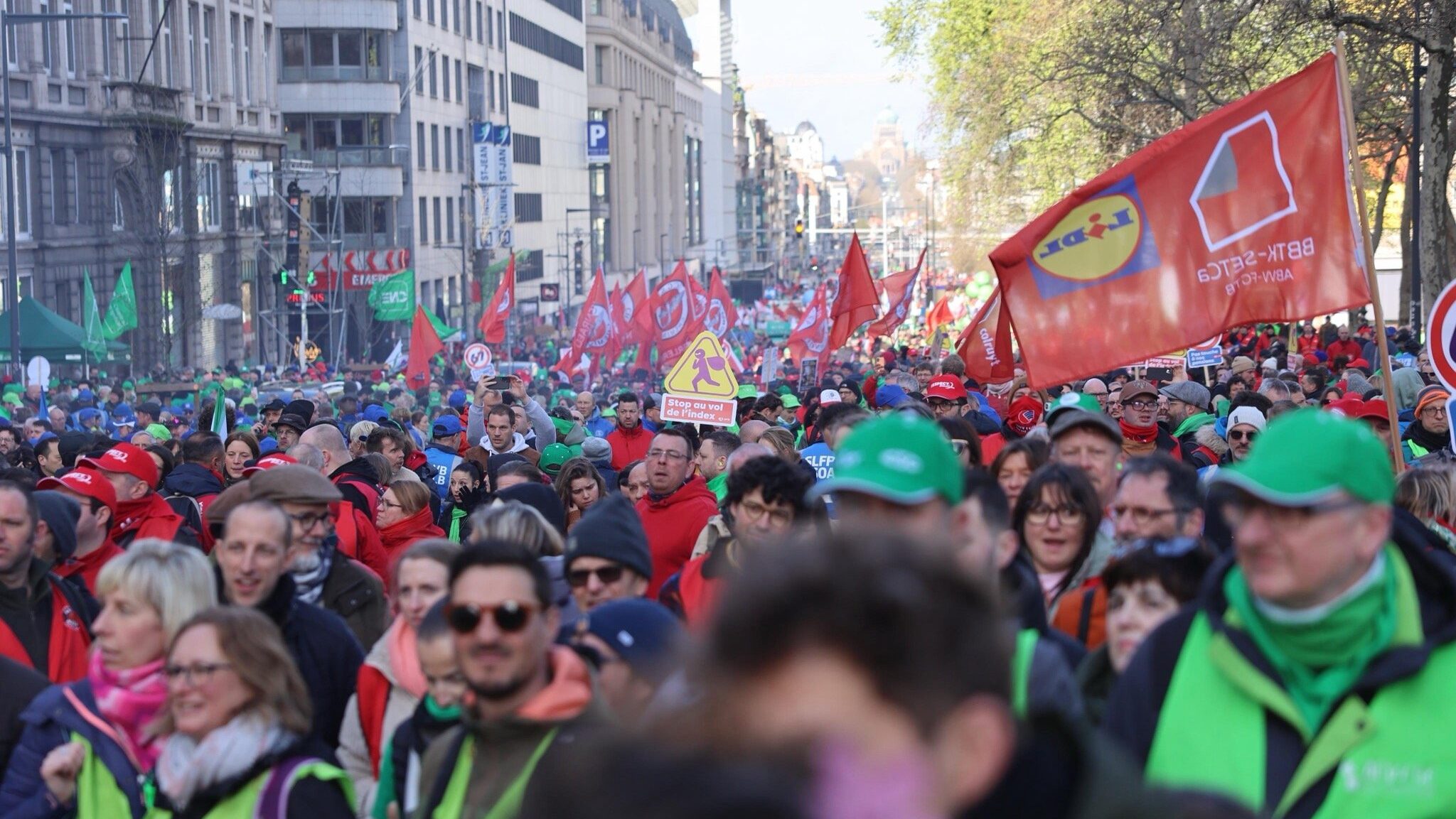 100,000 join national strike against austerity in Belgium