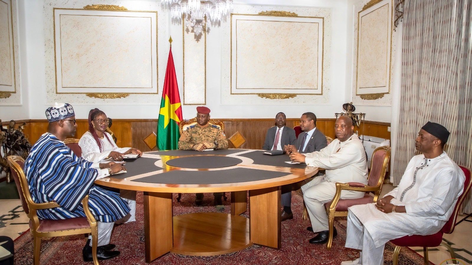 Burkina Faso, Guinea y Mali proponen un eje estratégico en medio de la destitución militar francesa