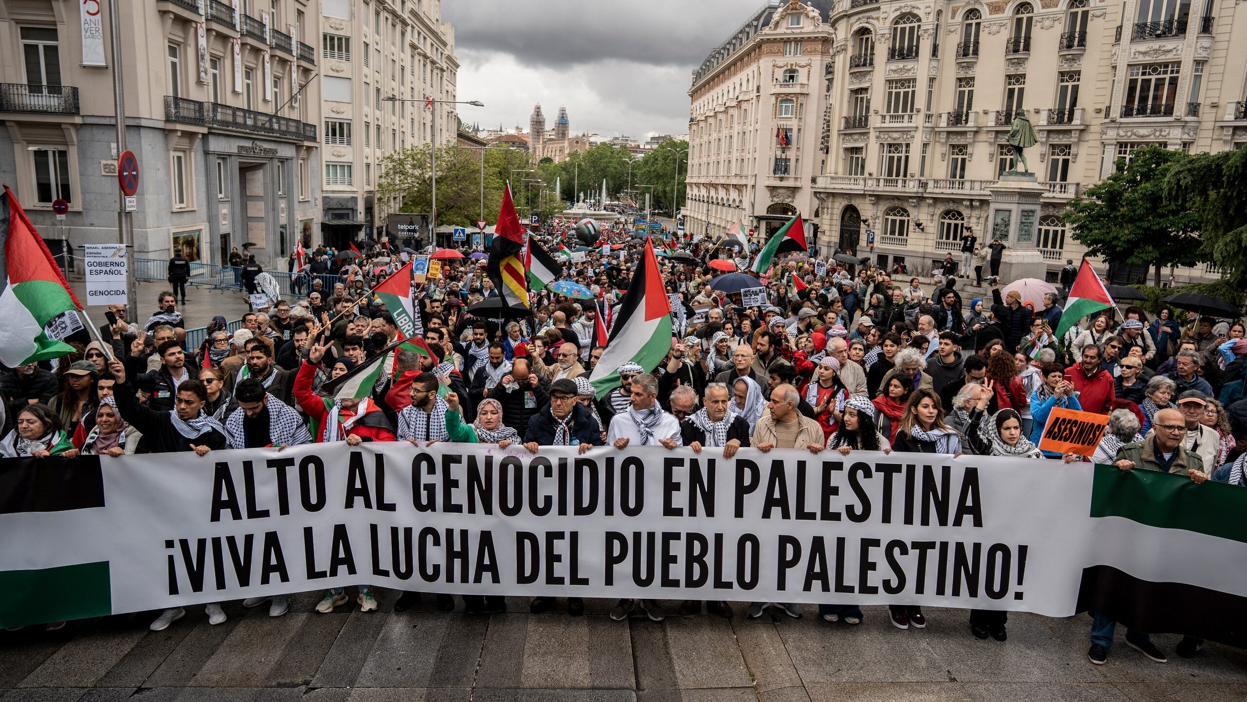 Activists urge Spanish government to implement on Israel arms embargo immediately