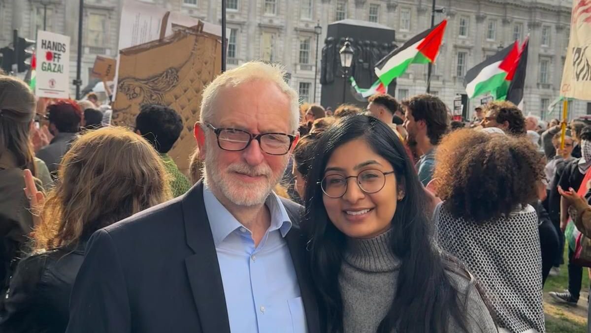 Over 600,000 sign up for new left-wing party in Britain