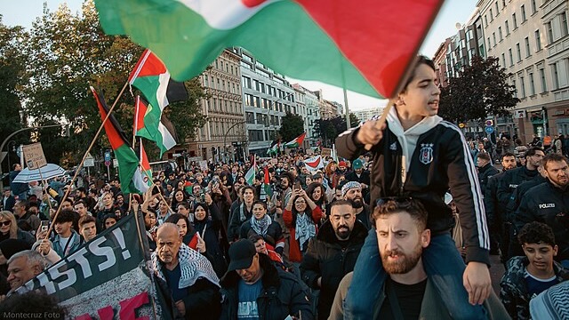 Artists and activists speak out against Germany’s anti-Palestinian censorship