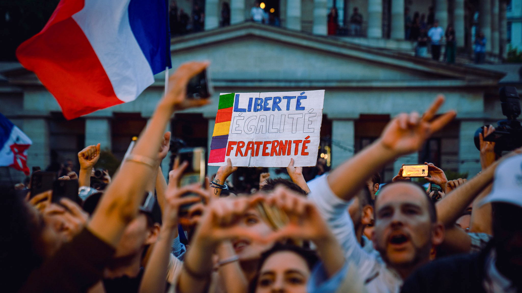 Macron delays mandate for New Popular Front