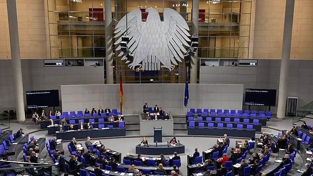 Alemania y la Unión Europea adoptan el keynesianismo militar