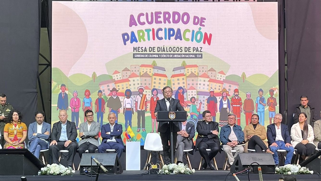Colombia achieves milestone in peace process as right-wing intensifies destabilization campaign