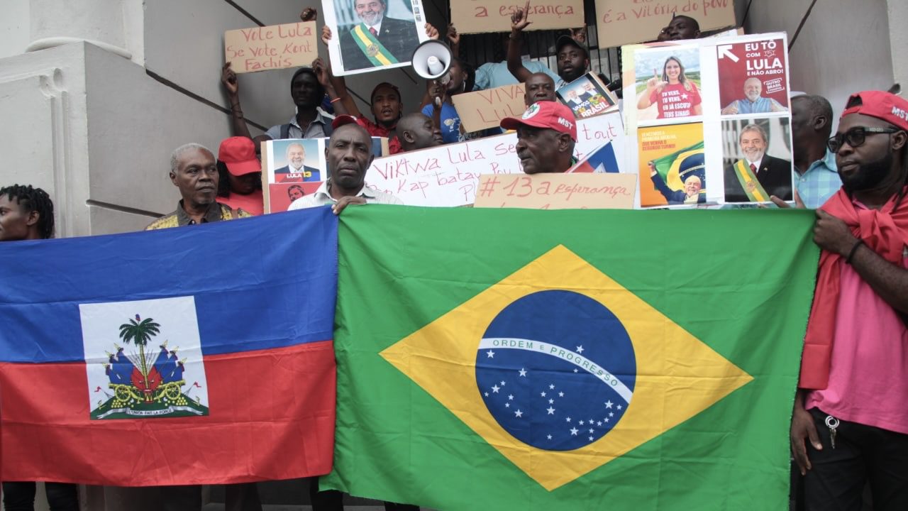 Haitian peasants declare support for Lula’s candidacy for president of Brazil