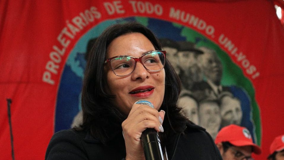 Diputada Federal Juliana Cardoso: Lula debe salvar a Brasil del capitalismo salvaje