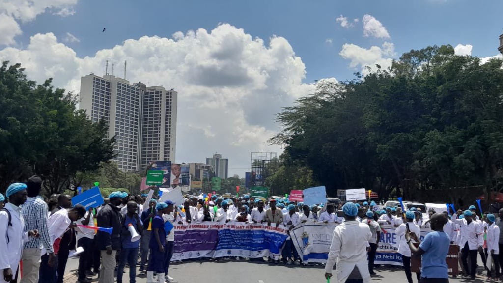 Kenyan health workers protest repression, government failure to meet demands