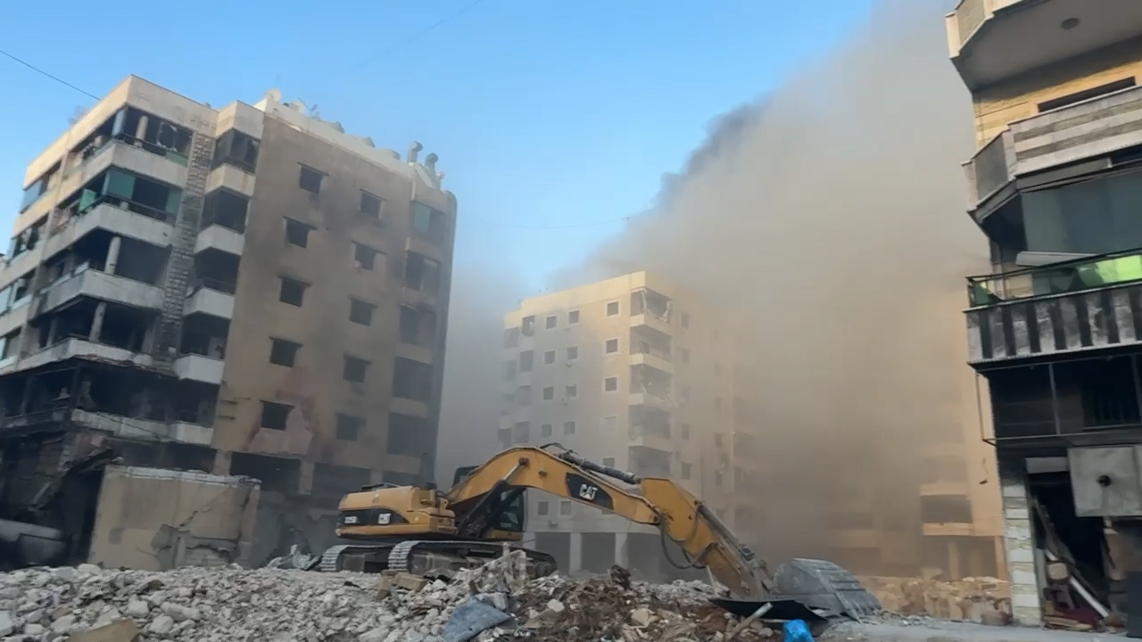 Lebanese president urges France, US to pressure Israel to uphold ceasefire deal after bombing Beirut