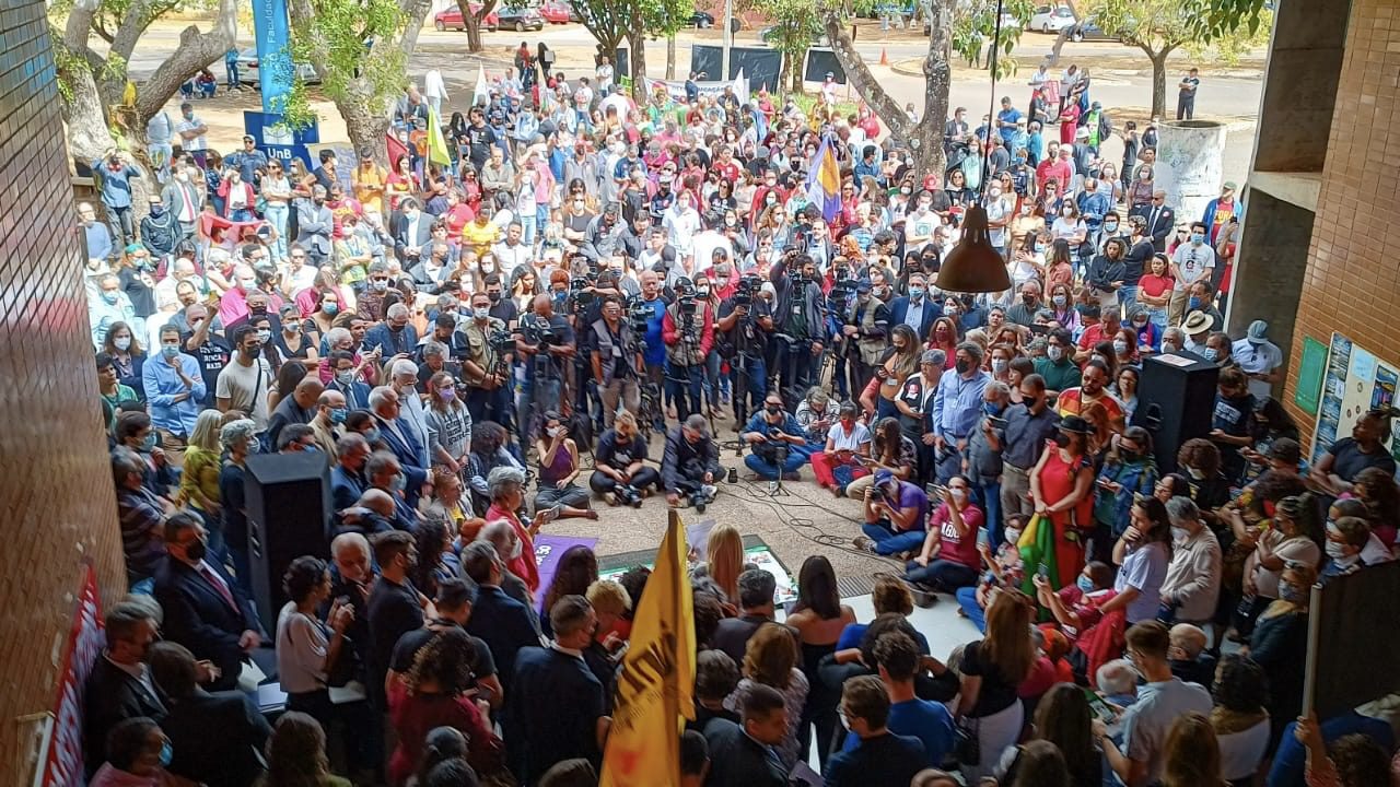Over 900,000 Brazilians sign letter in defense of democracy