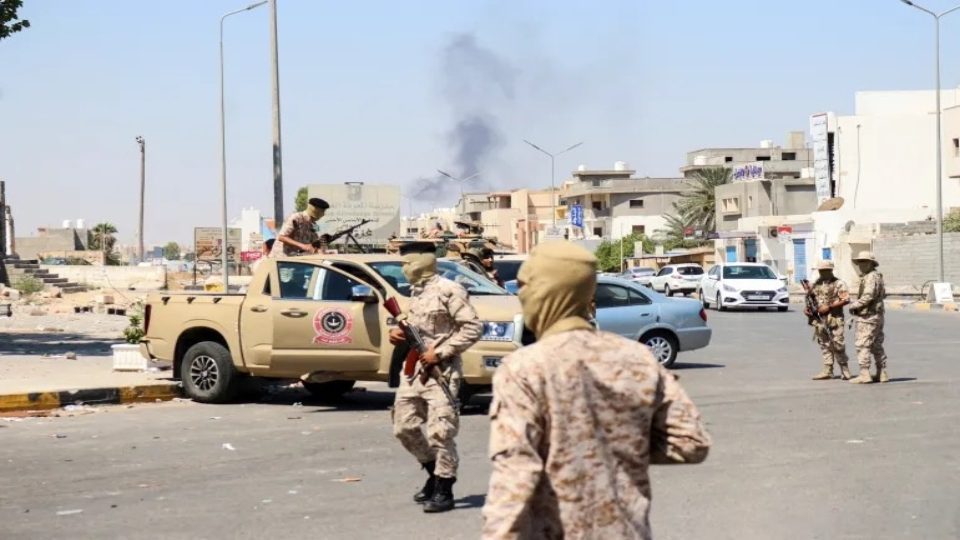 Libya militias clash