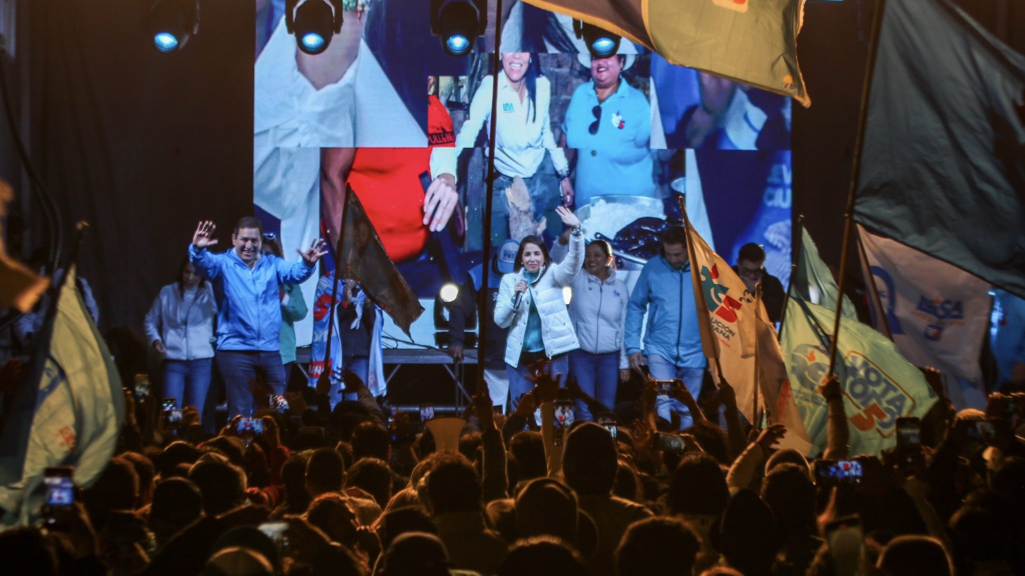 Progressive Luisa González and millionaire Daniel Noboa head to run off elections in Ecuador
