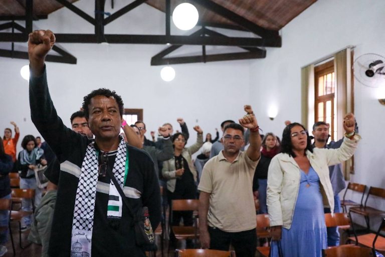 MST promotes solidarity between countries
