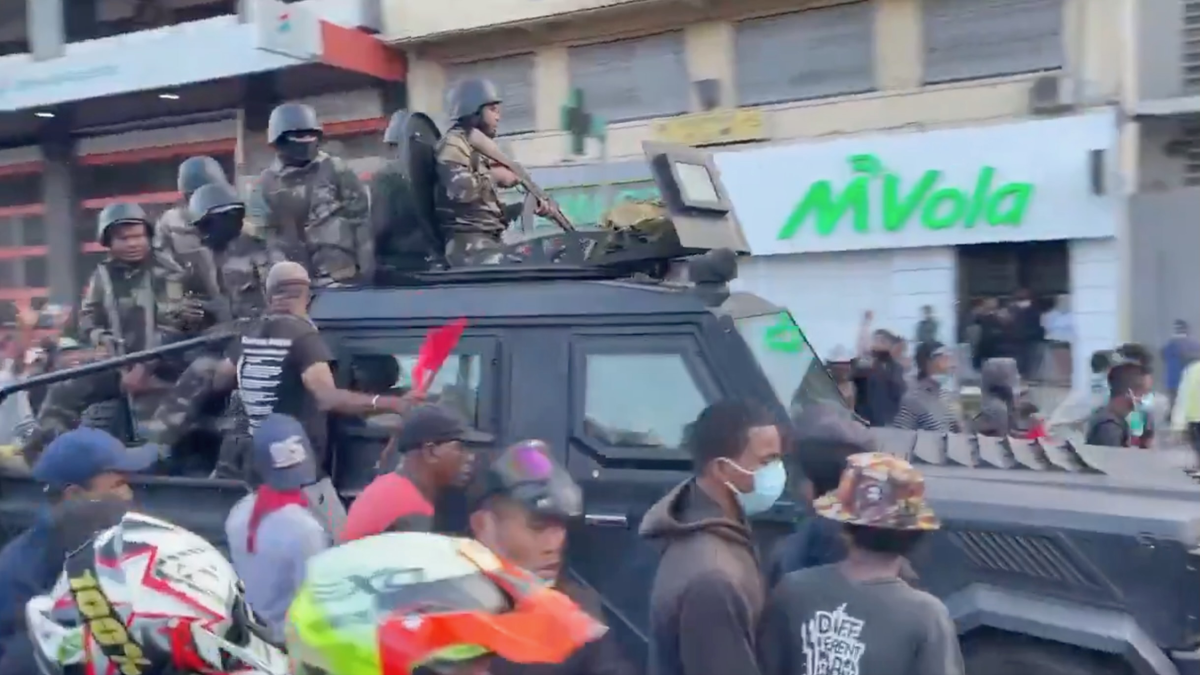 An elite army unit has announced it has taken control of the military