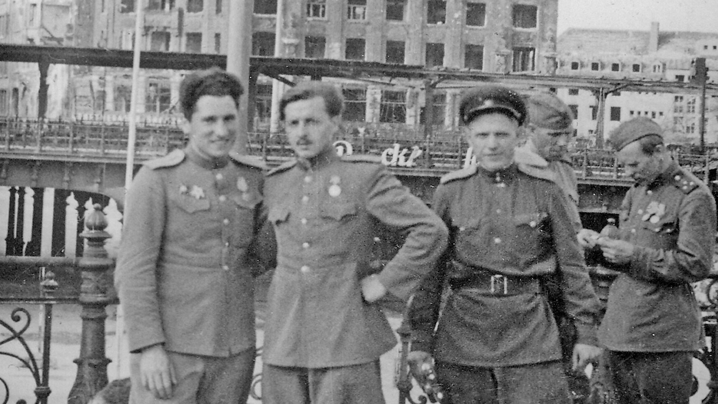 On the frontlines: Red Army veteran Moritz Mebel talks about his battles against fascism