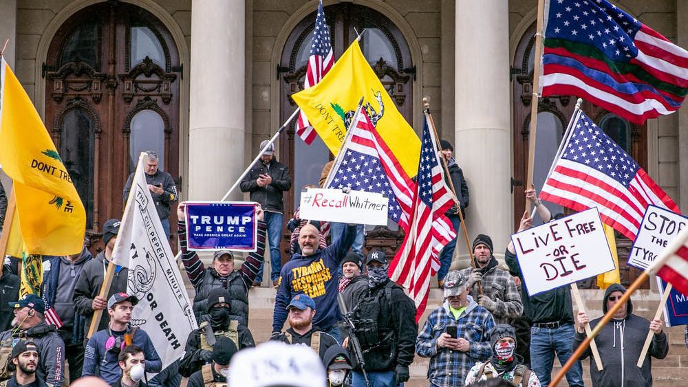 US right-wing protesters, supported by Trump, organize against stay-at-home orders