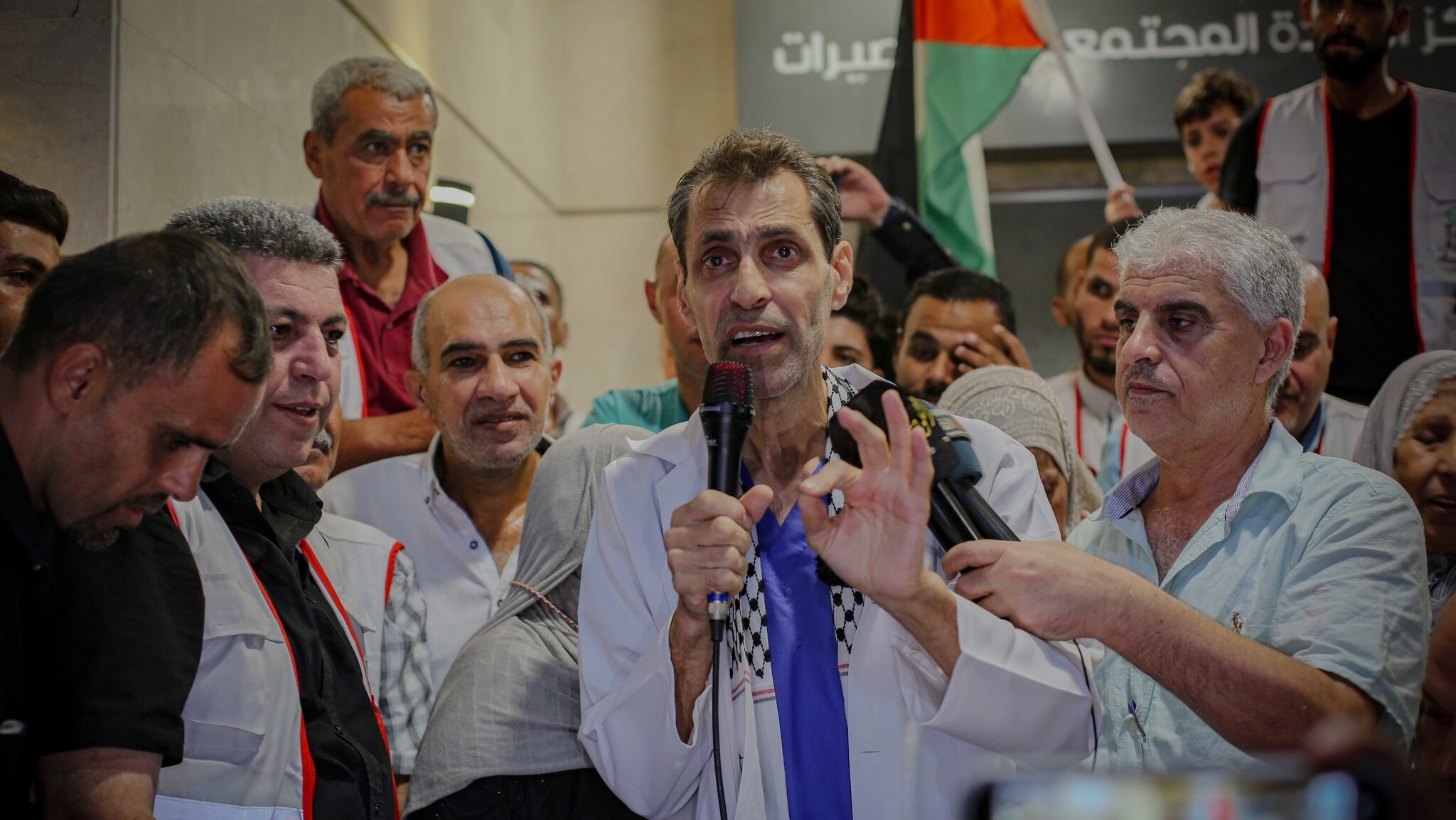 Dr. Ahmed Muhanna of Gaza’s Al-Awda Hospital released after 665 days of illegal imprisonment