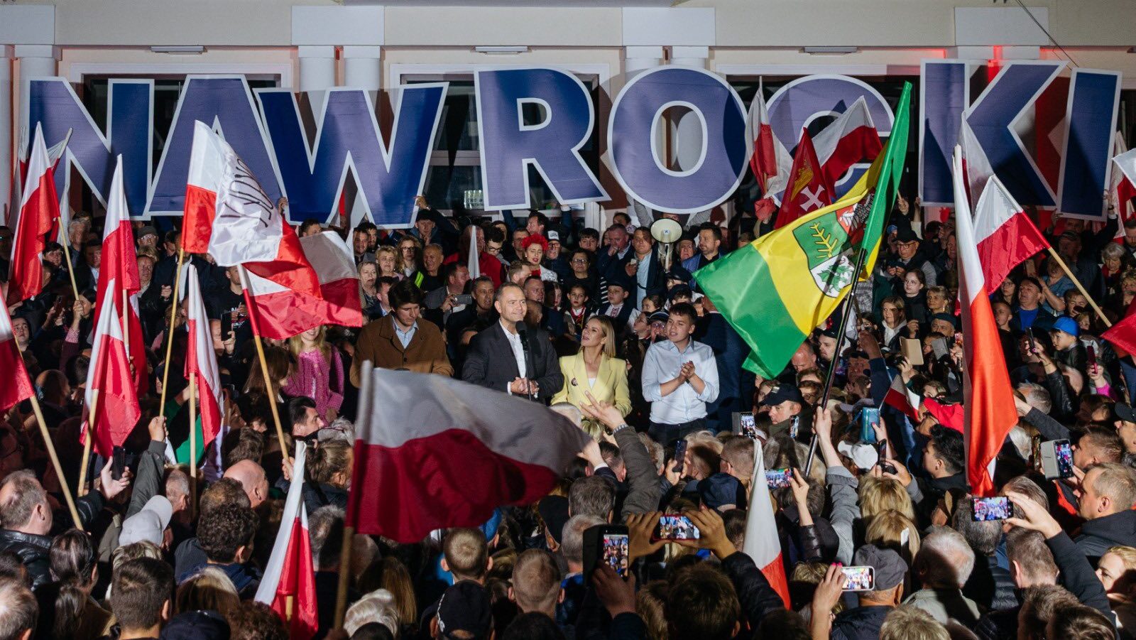 Trump-aligned Nawrocki wins Polish presidential election