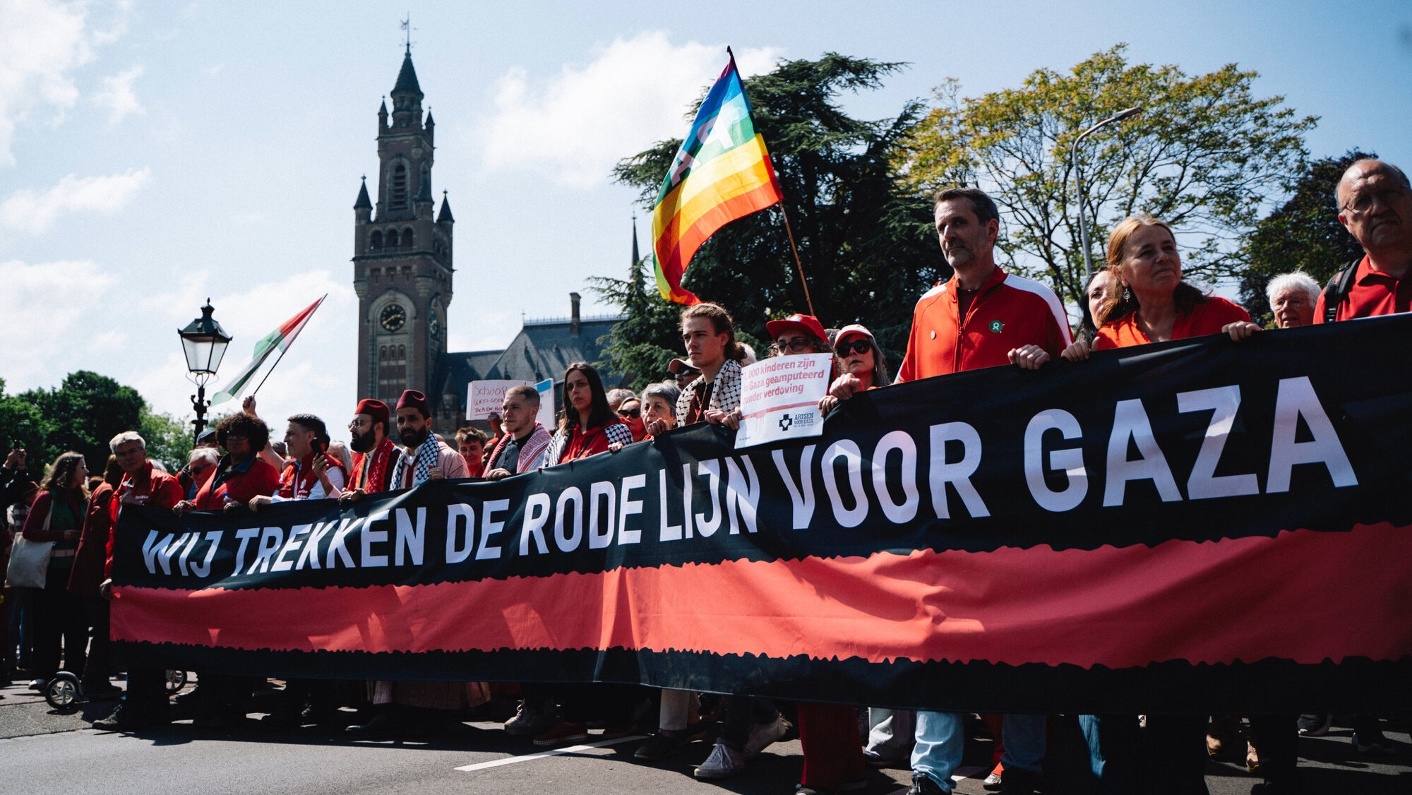 100,000 march for Palestine in The Hague as Europe marks Nakba Day