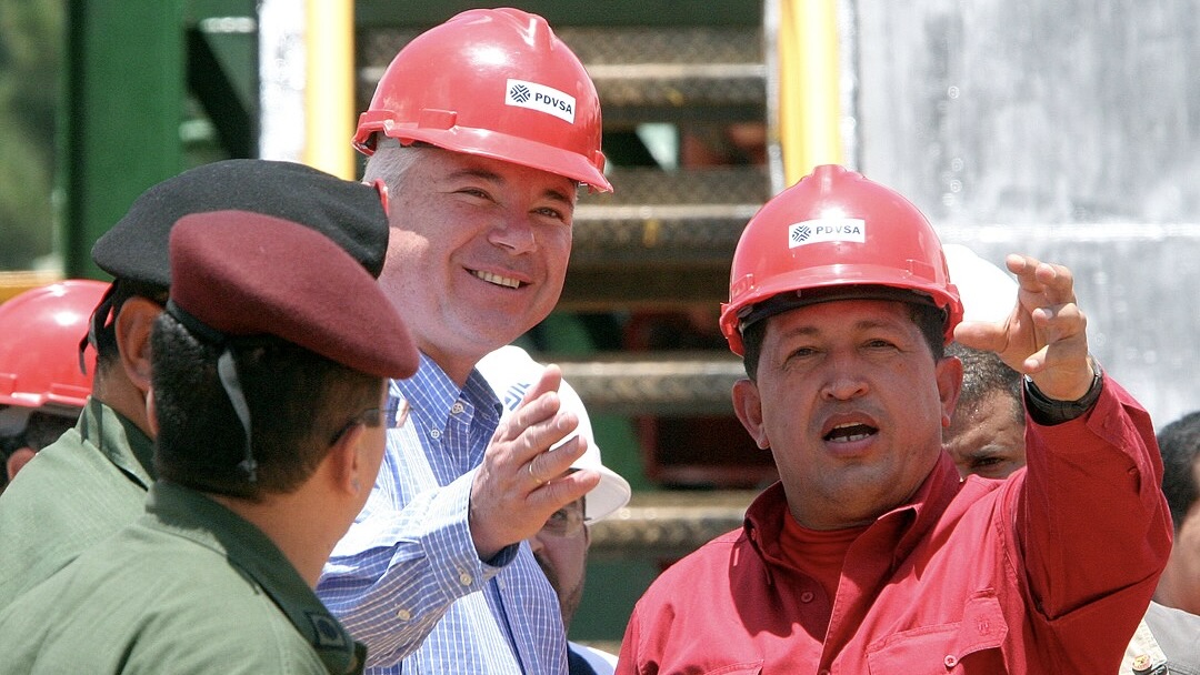 PDVSA VENEZUELA Rafael_Ramírez_and_Hugo_Chávez