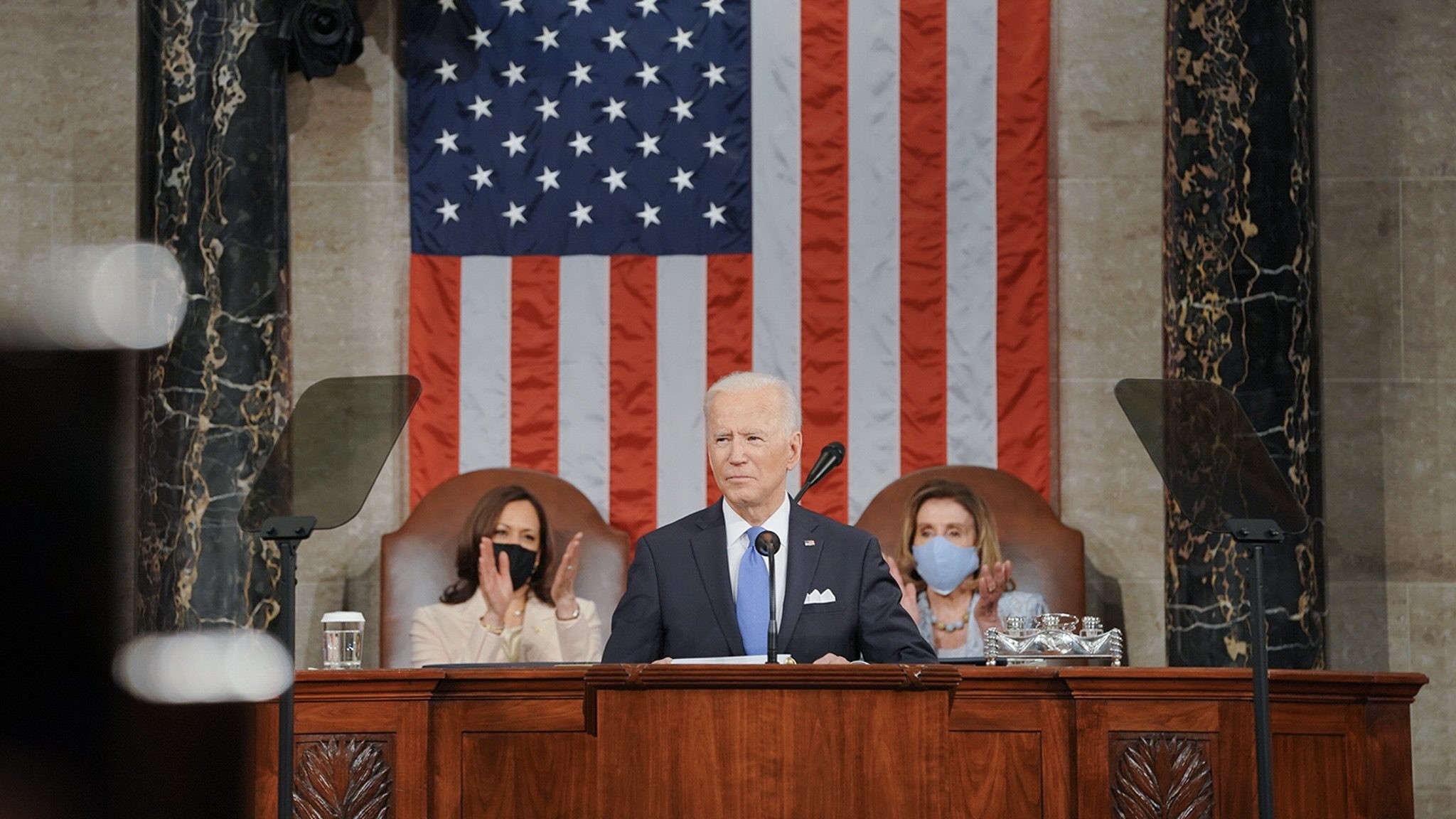 The US gathers allies against China in “Summit for Democracy”