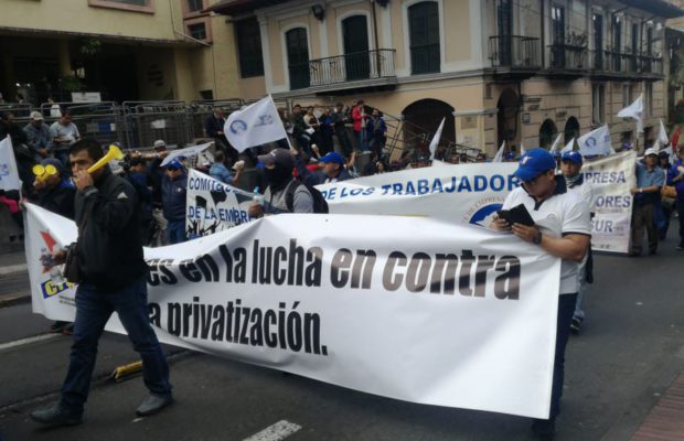 Ecuadoreans protest Lenin Moreno’s economic measures and deal with IMF