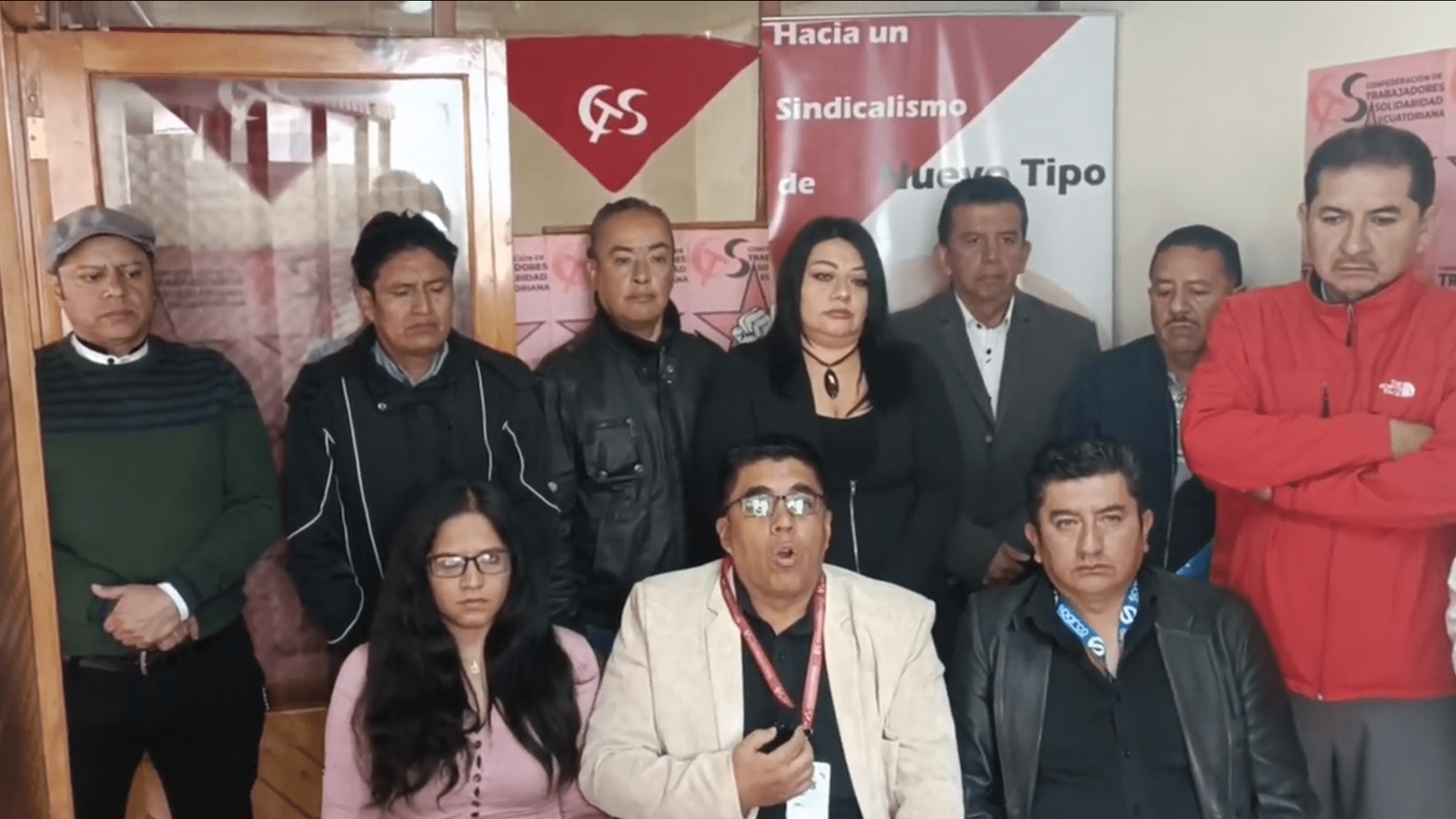 Ecuadorian trade unions and social movements condemn dismissal of workers from government ministry
