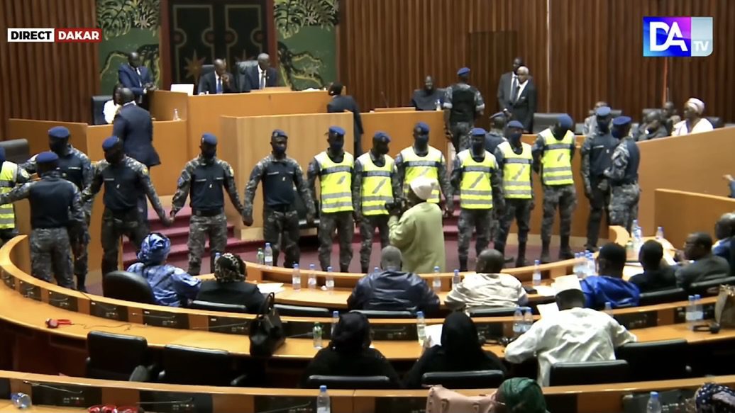 Anger grows over “constitutional coup” in Senegal after deferral of presidential election