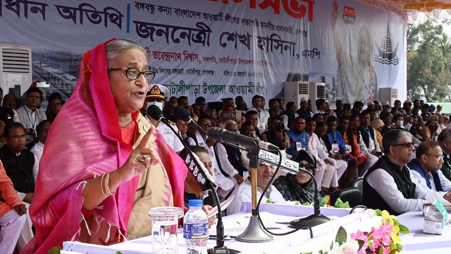 Sheikh Hasina resigns as prime minister and leaves Bangladesh following mass protests