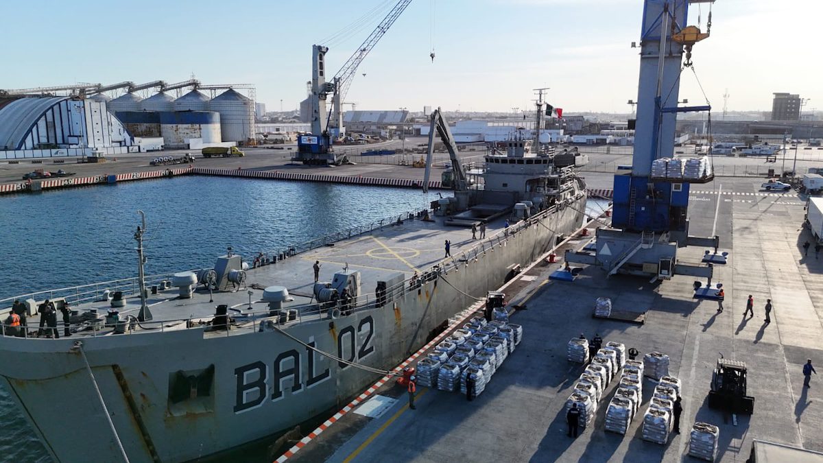 Shipment of humanitarian aid leavez Mexico for Cuba