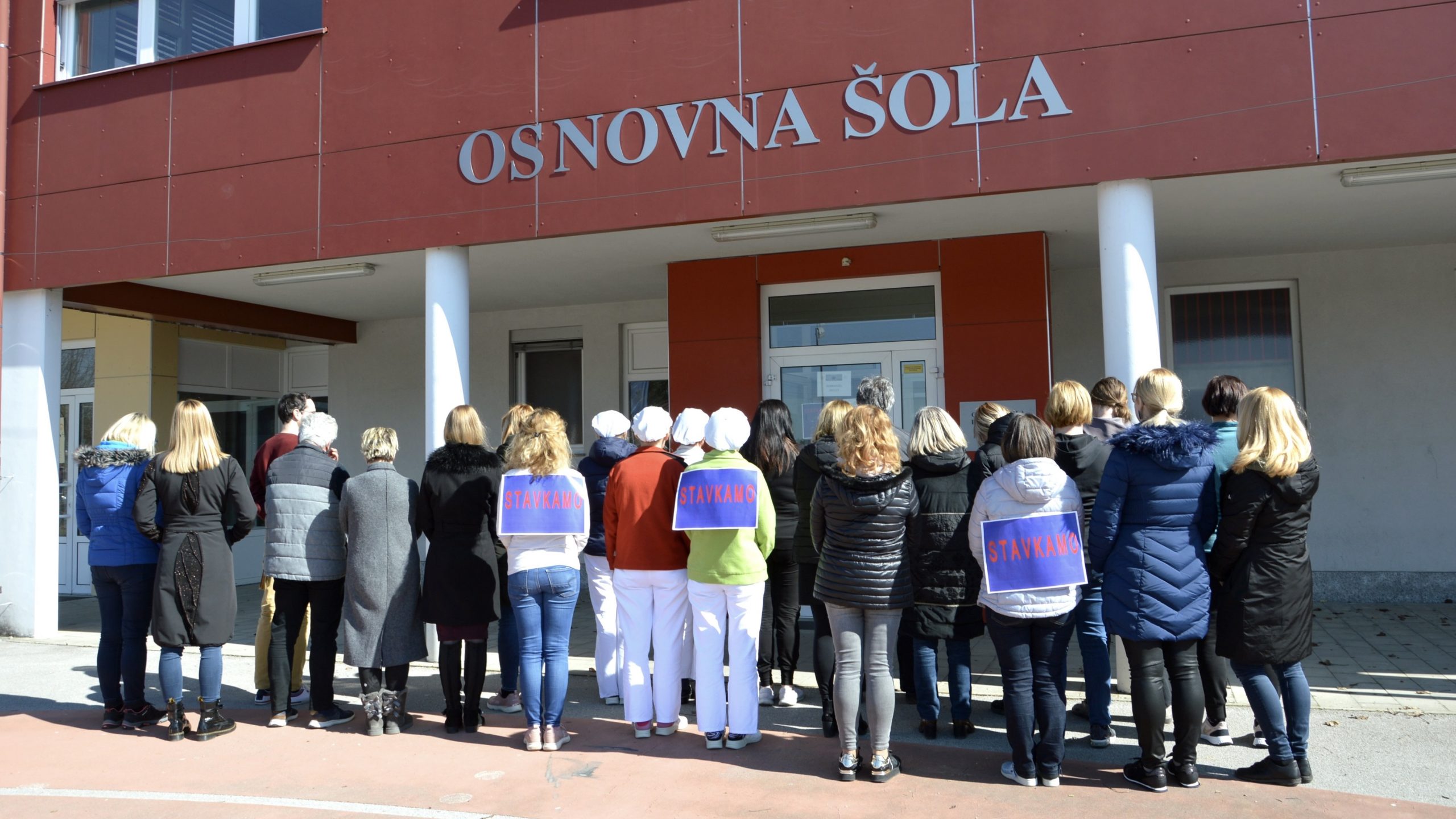 40,000 education workers in Slovenia go on strike
