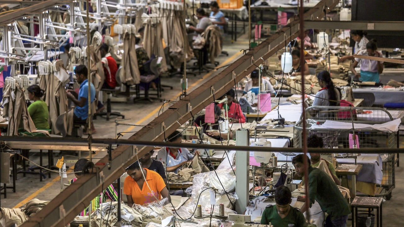 Garment workers in Sri Lanka