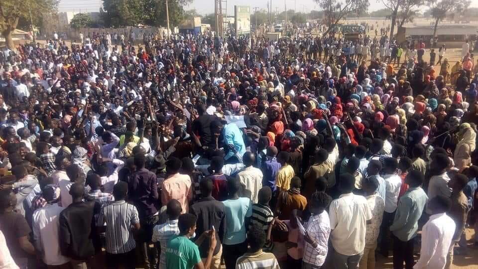 Faced with unceasing protests, Sudanese government attempts conciliatory approach