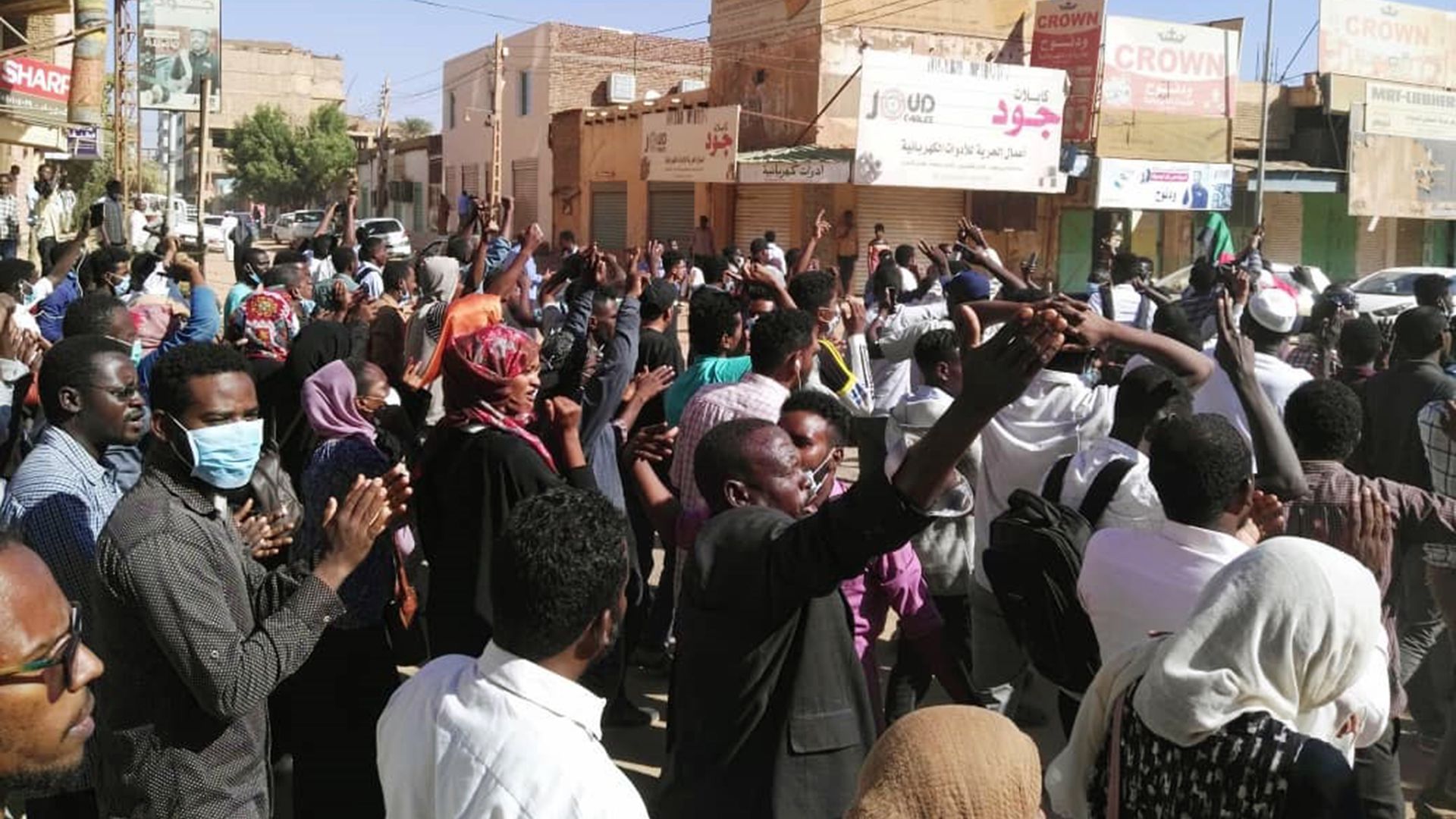 Undeterred by crackdown, Sudanese people take to the streets again
