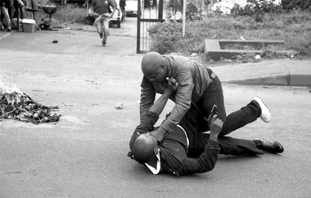 Swaziland teachers resist police action